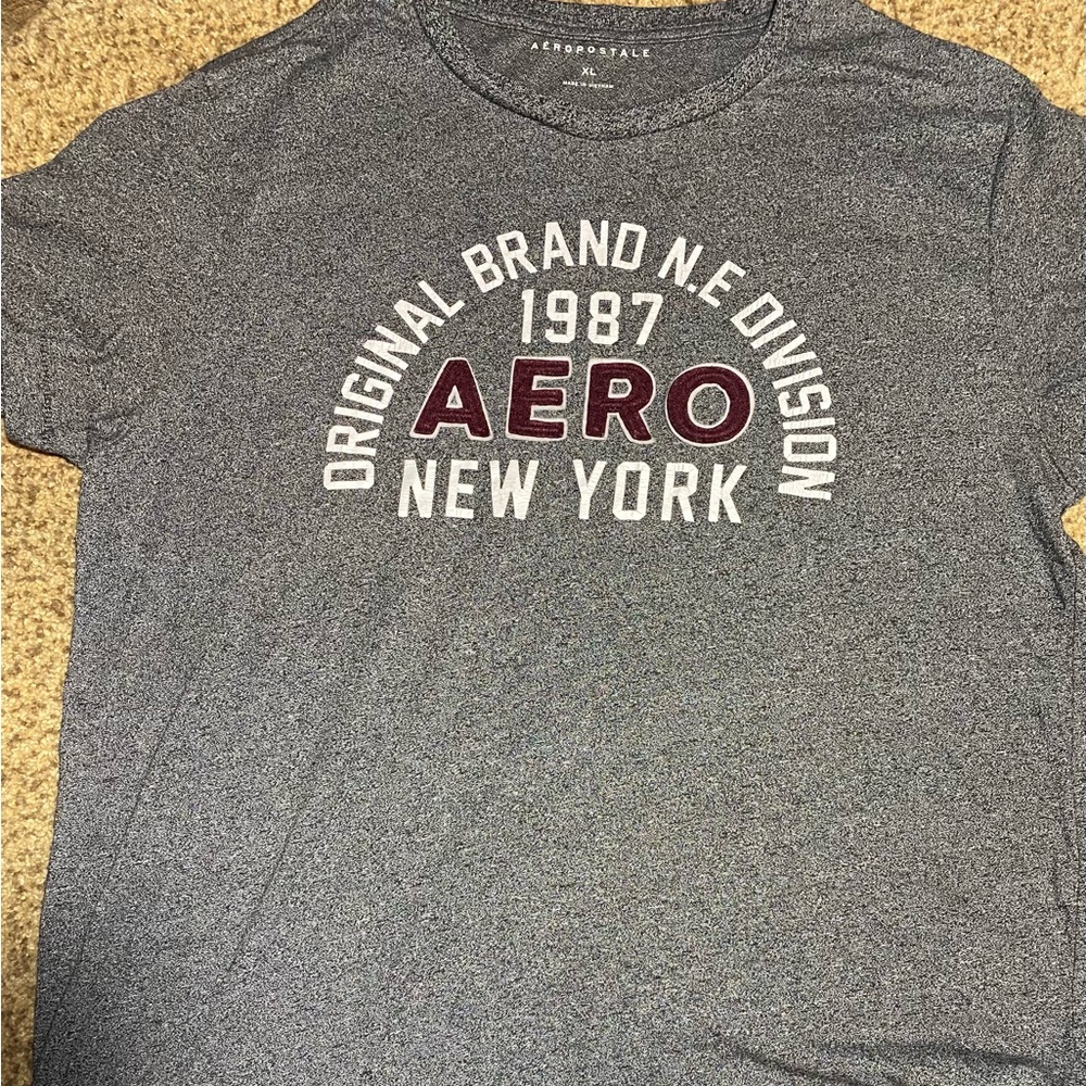Aeropostale, Grey Men’s T-Shirt.  Size XL